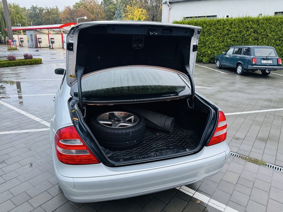 Mercedes-Benz Е211 1.8 Kompressor