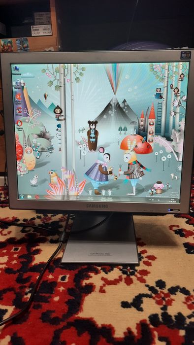 Стационарный компьютер + колонки+ мышка с клавиатурой