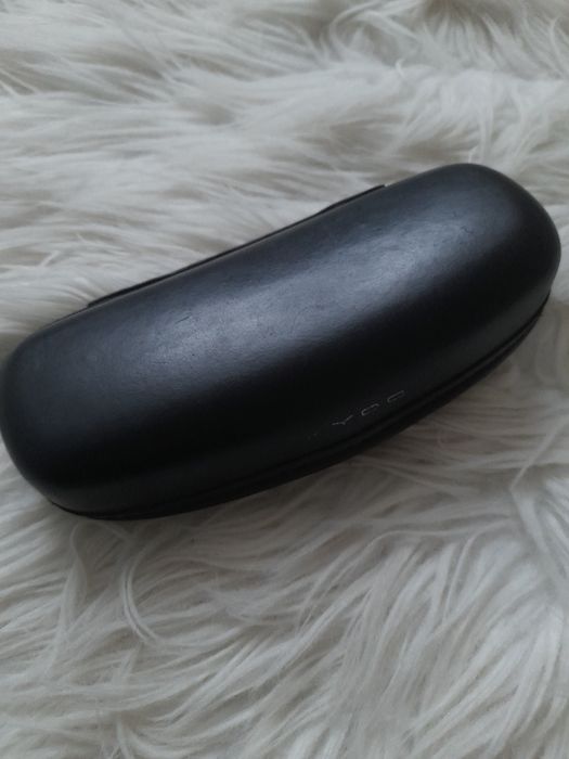 Футляр для окулярів