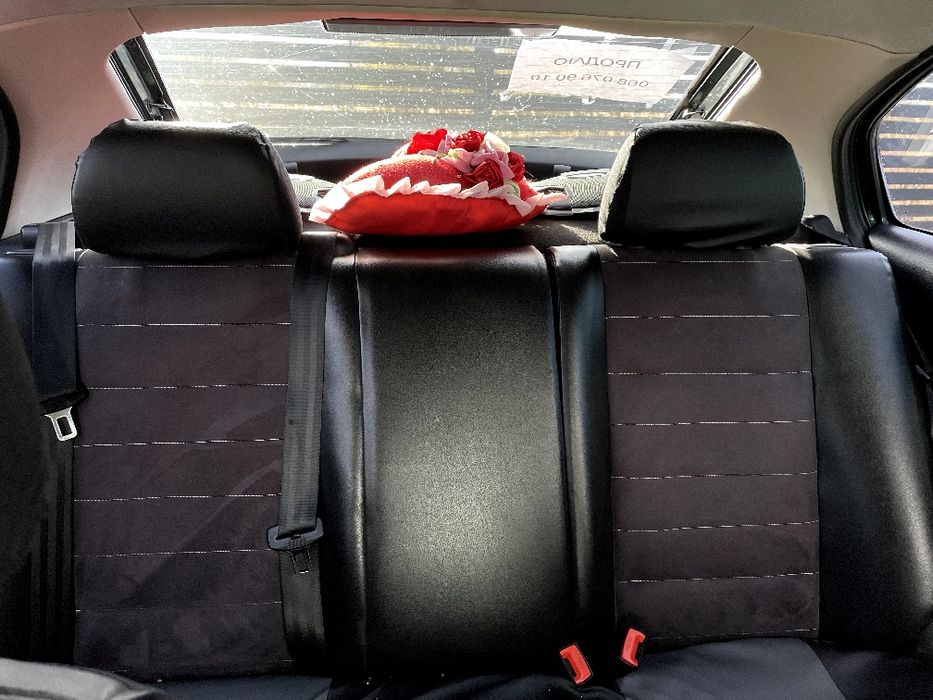Продам Skoda Octavia Tour 1.6 SR