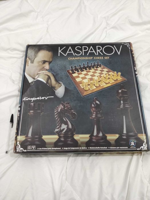 KASPAROV Championship Chess Set NOVO! Pode exposição / coleção / jogo
