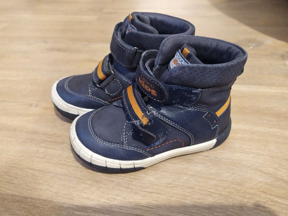 Buty dla chłopca Lasocki, rozm. 23, wkładka ok. 16 cm
