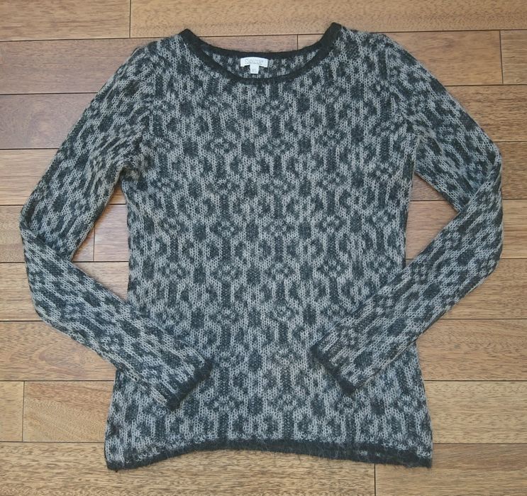 sweter w pepitkę SOLAR