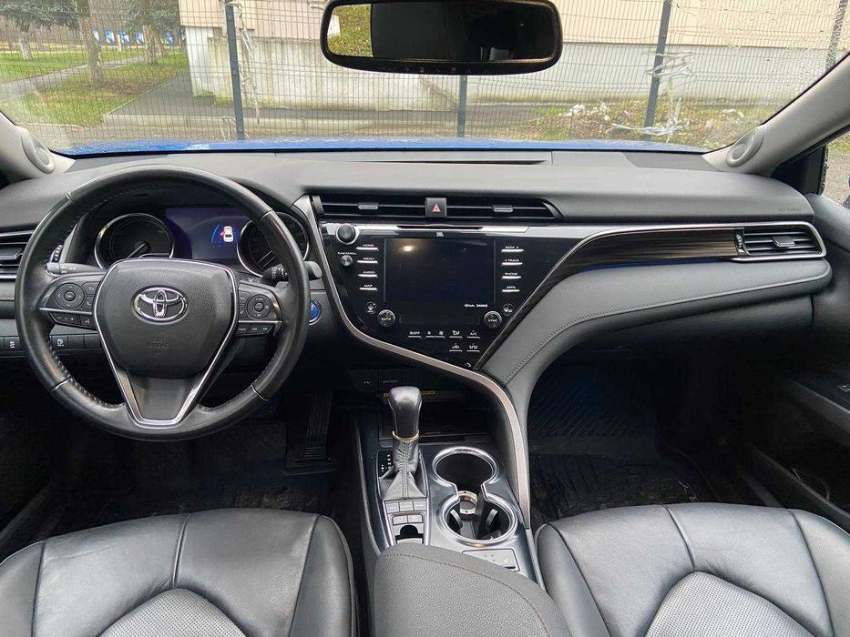 TOYOTA CAMRY HYBRID 70 в оренду з правом викупу, розстрочка