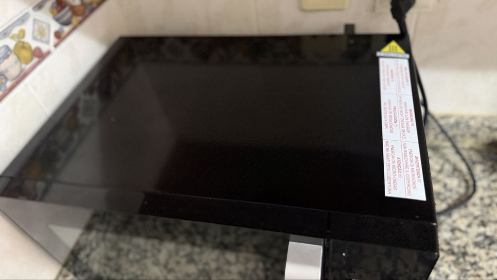 Microondas 30L Com Grill - Preto