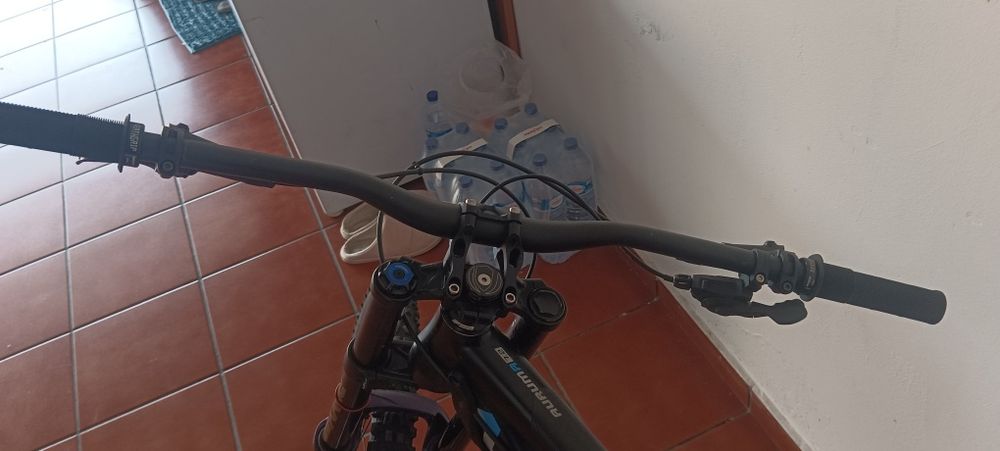 Bike downhill norco auram a7.2
