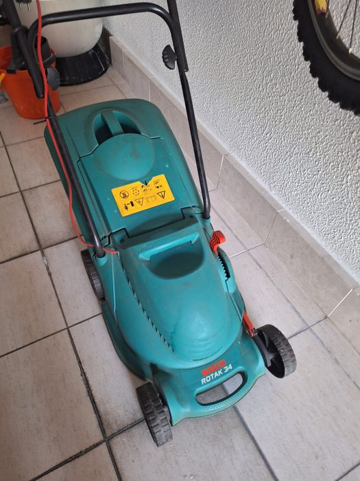 Corta relva Bosch elétrico oferta soprador