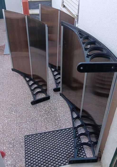 Alpendre policarbonato cor castanha
