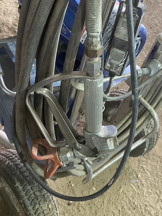 Maquina de pintura GRACO st max 595