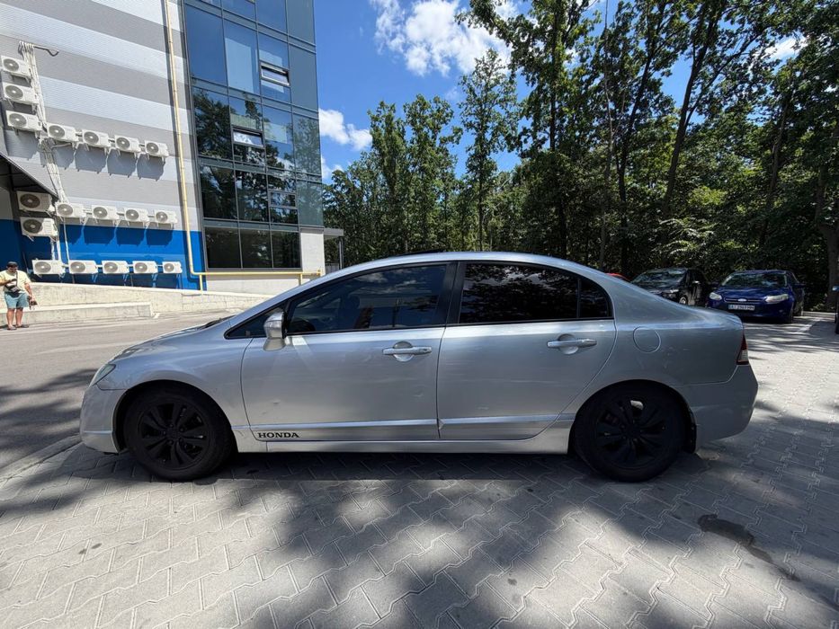 Продам Honda Civic 4D 2008 газ/бенз