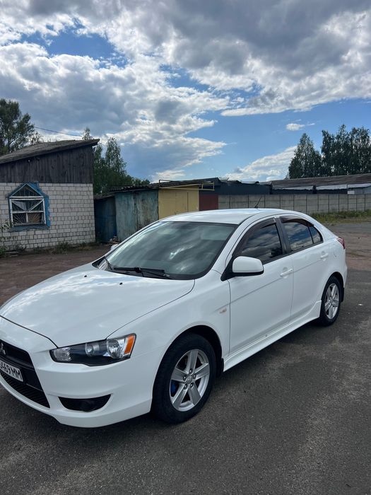 Mitsubishi Lancer 10