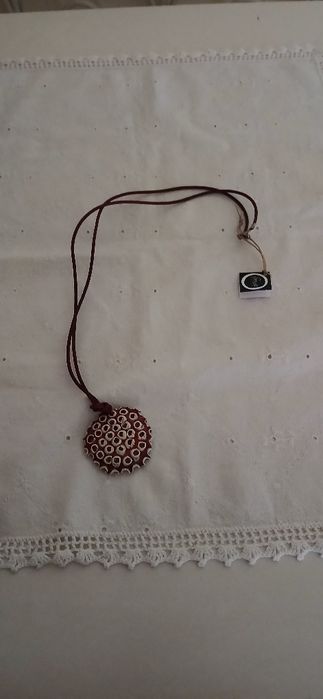 Colar em grés Su Jewerlry, novo