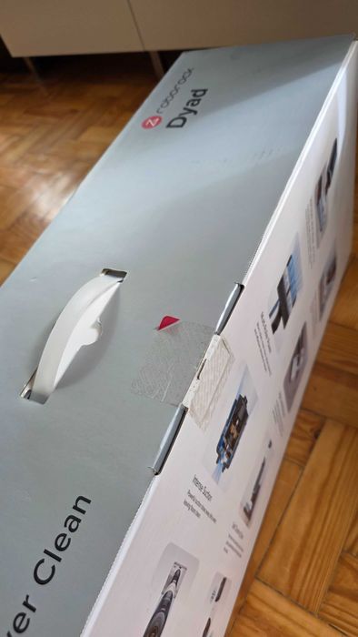 Aspirador Vertical e Mopa ROBOROCK Dyad