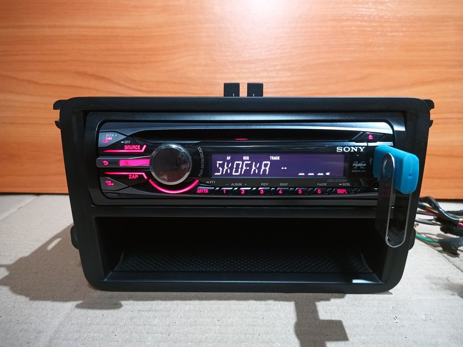 Автомагнітола SONY CDX-GT450U USB, AUX, CD