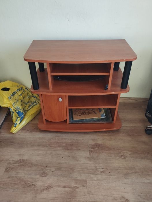 Szafka pod telewizor