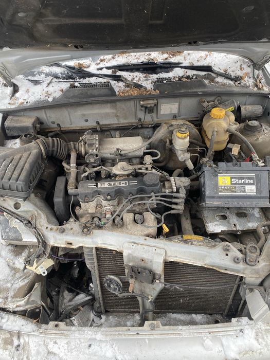 Ianos 1.5 2006 год