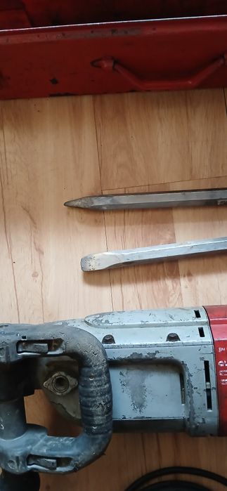 Milwaukee Młot wyburzeniowy