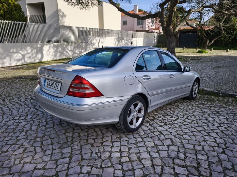 Mercedes Benz C220 Avantgarde Automático