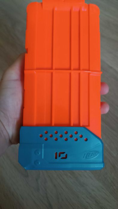 Продаю Nerf в ідеальному стані