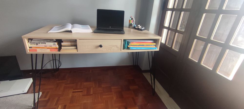 Secretária industrial