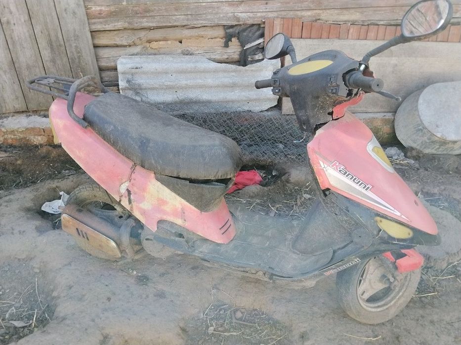 Продам скутер 50куб