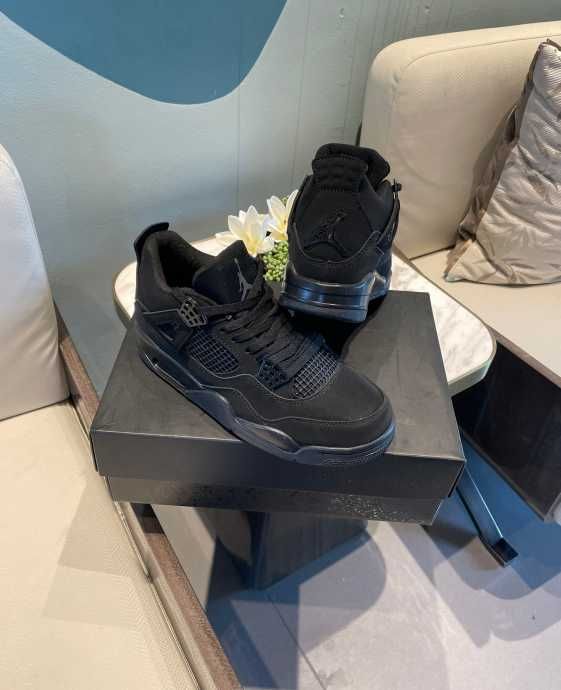 Jordan 4 Retro Black Cat R.46