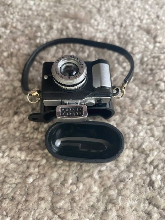 Чохол для навушників AirPods 2