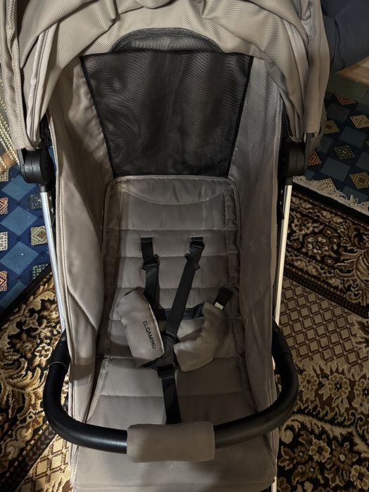 Дитяча прогулянкува коляска