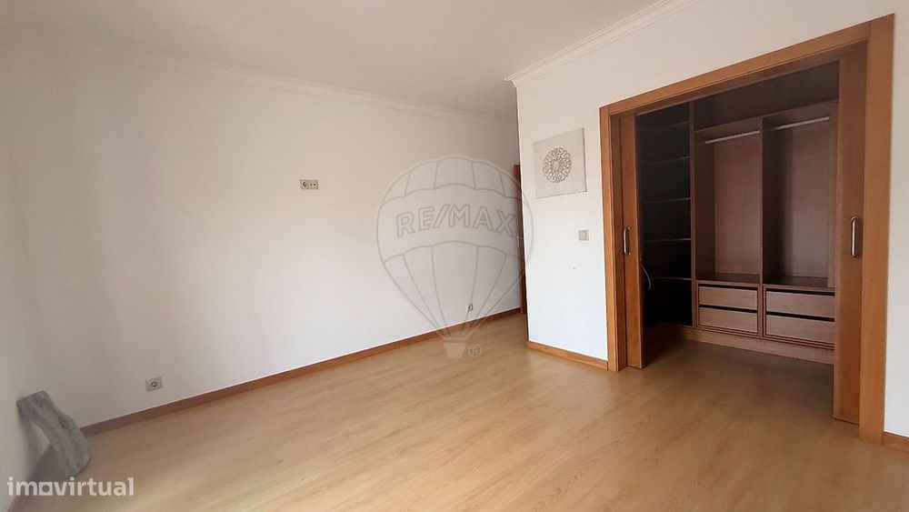 Moradia T2 para venda