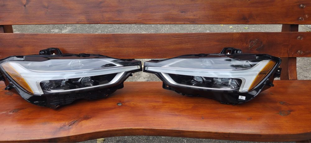 Lampa Full LED Lewa + Prawa Volvo XC60 XC 60 2021