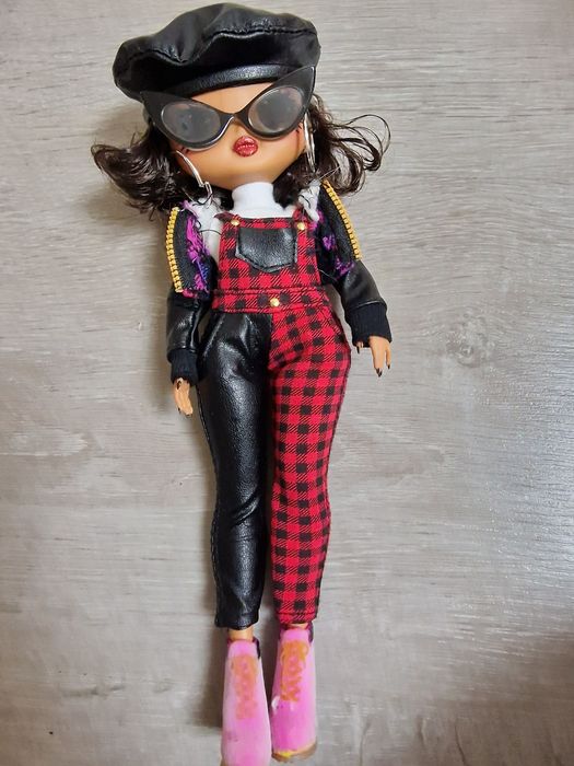 Кукла LOL,большая.