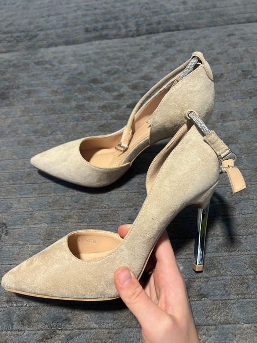 Туфлі-лодочки 38