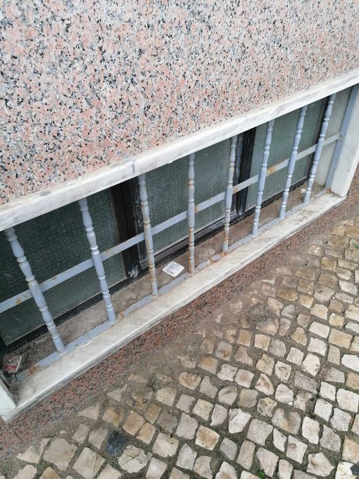 garagem alugar janela e luz ao pe estaçao