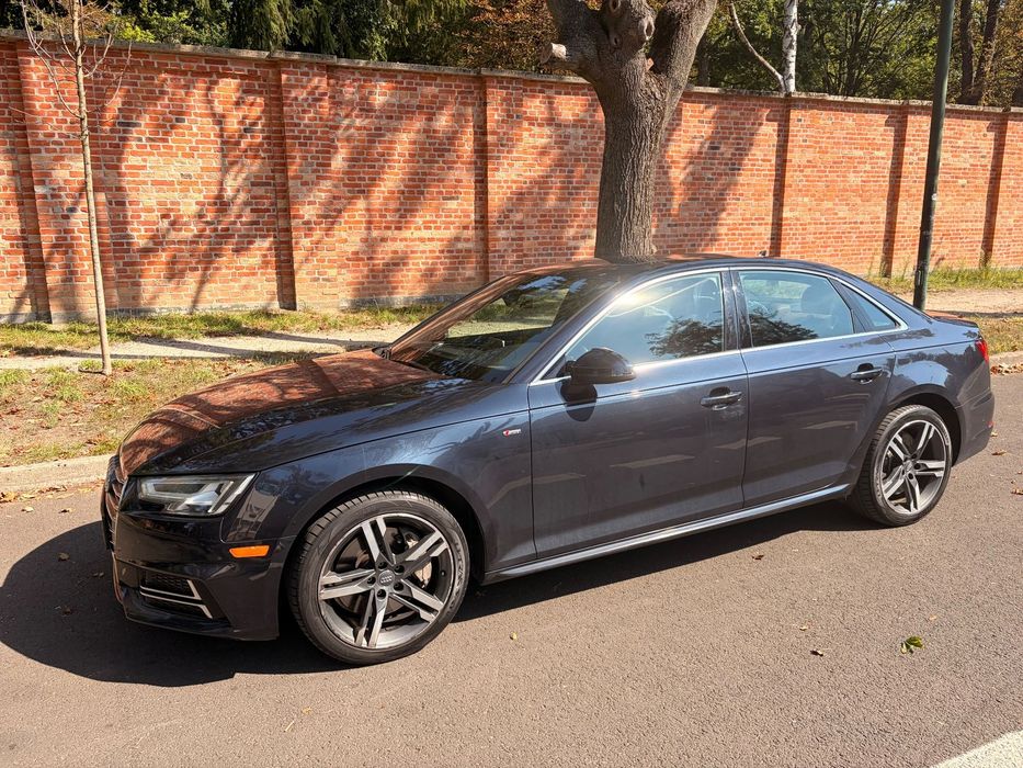 Audi A4 Limousine