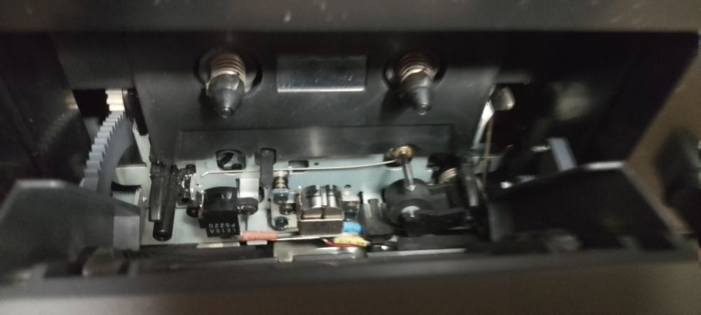 Magnetofon trzyglowicowy Sony TC K561S