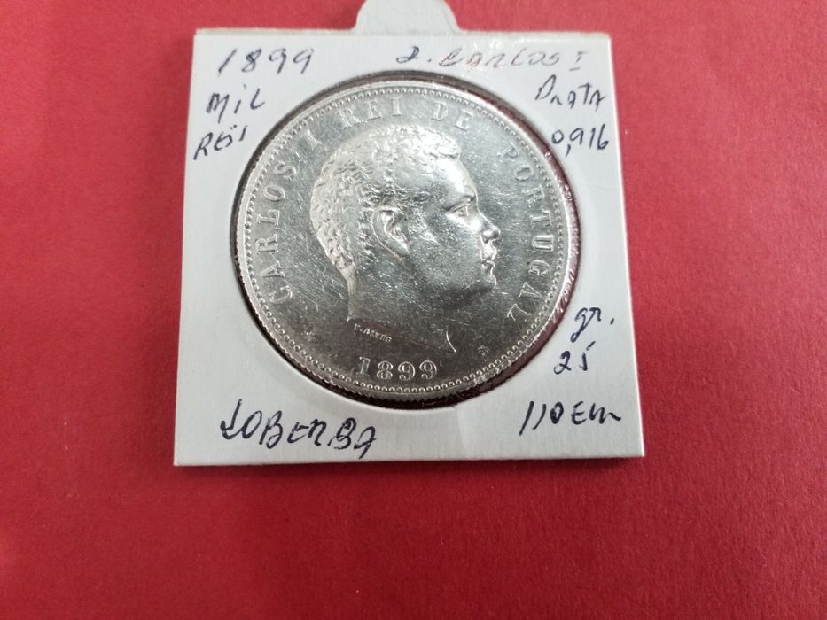 Moedas antigas em prata portuguesas.