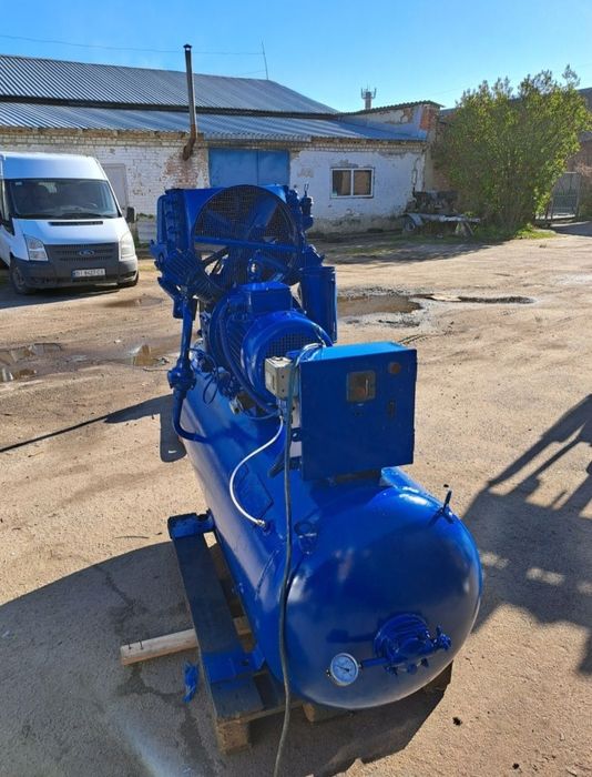 Компресори від 500 л/хв. До 5.25 м3/хв. Компрессоры от  500-5250 л/мин