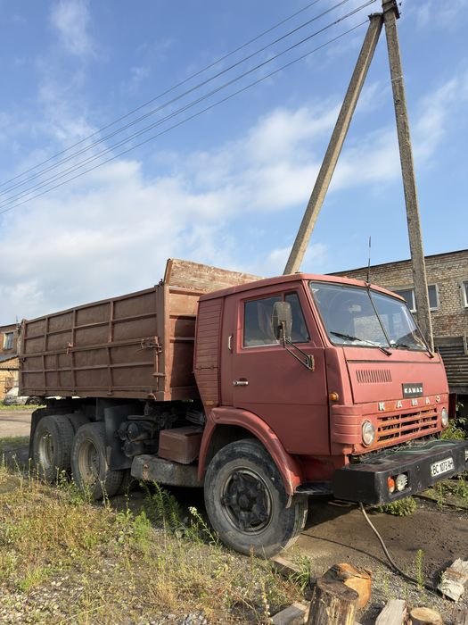 Продам камаз червоний