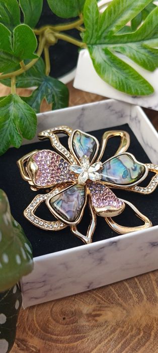 Nowa ekskluzywna bardzo duża broszka kwiat plus gratis