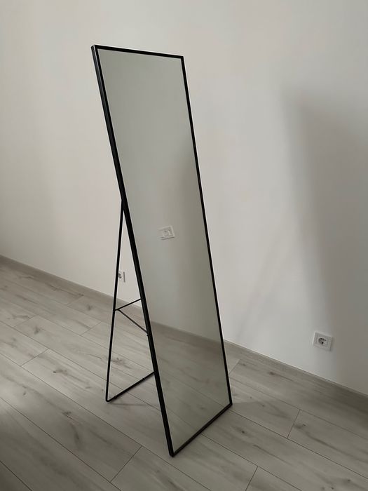 Зеркало мольберт