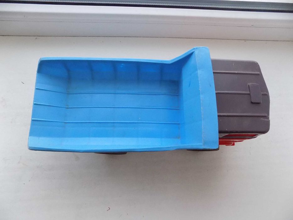 Игрушка машинка пластик металл СССР Грузовик Стрела