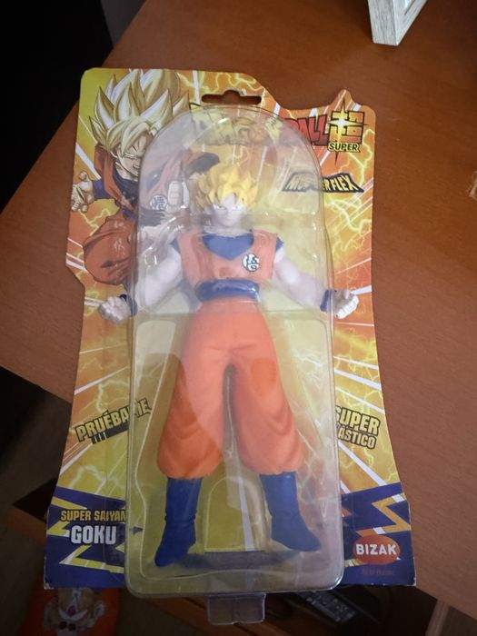Boneco dragon ball son goku