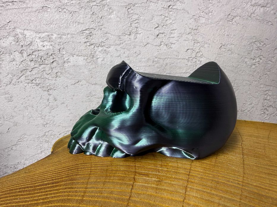 Podstawka, stojak, uchwyt, na Pada do PS5 – Druk 3D, czaszka-dwubarwna