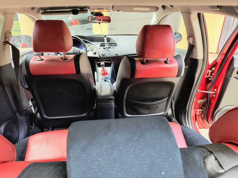 Honda civic VIII hatchback 1.8 + LPG