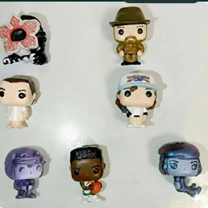 Kinder Stranger Things Дивні дива фігурка