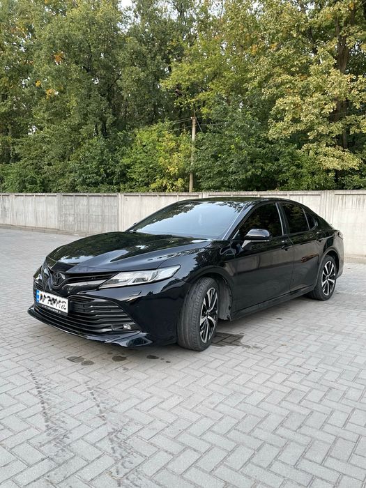 Toyota camry официал