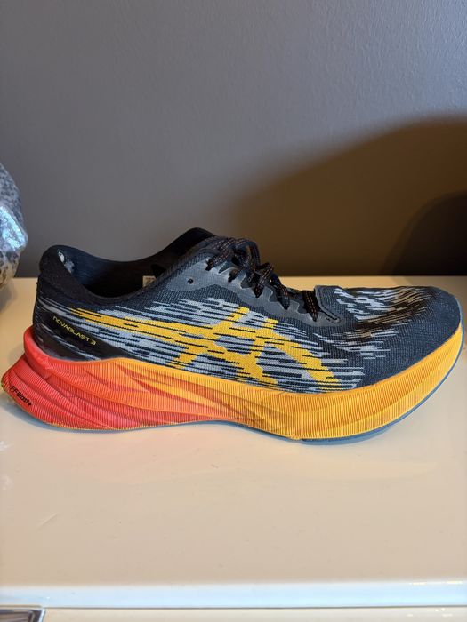 ASICS Novablast 3 - 44,5
