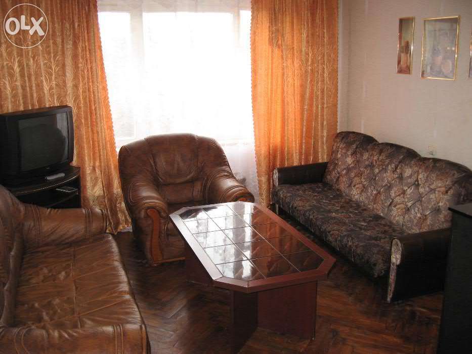 2-Кiмн. кв.Подобово. Wi-Fi, Звiтнi документи.