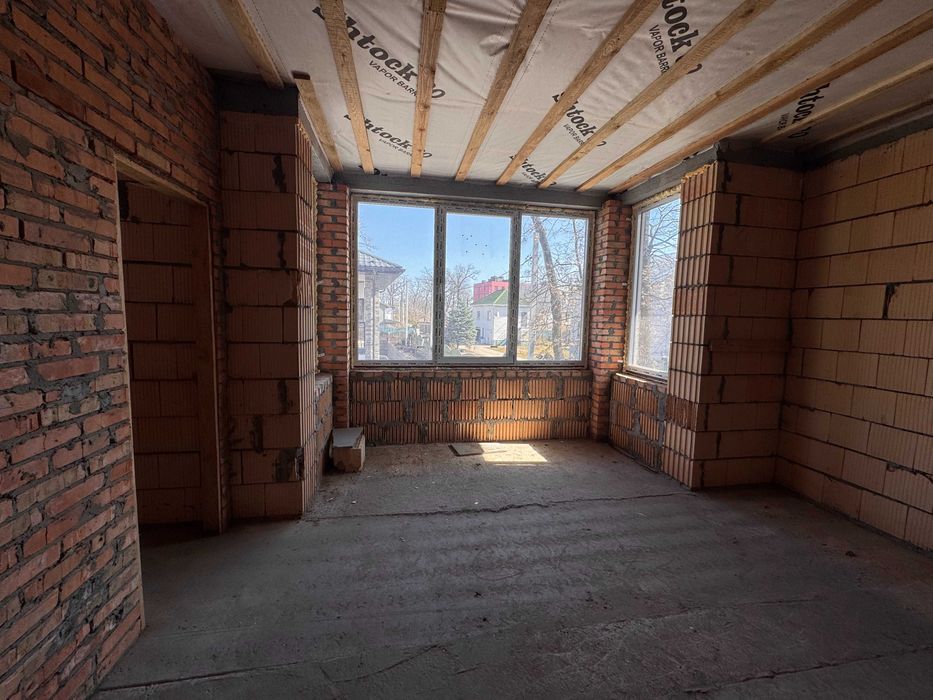 Дуплекс серед сосен | 140 м² | 2,2 сотки | Держпрограми