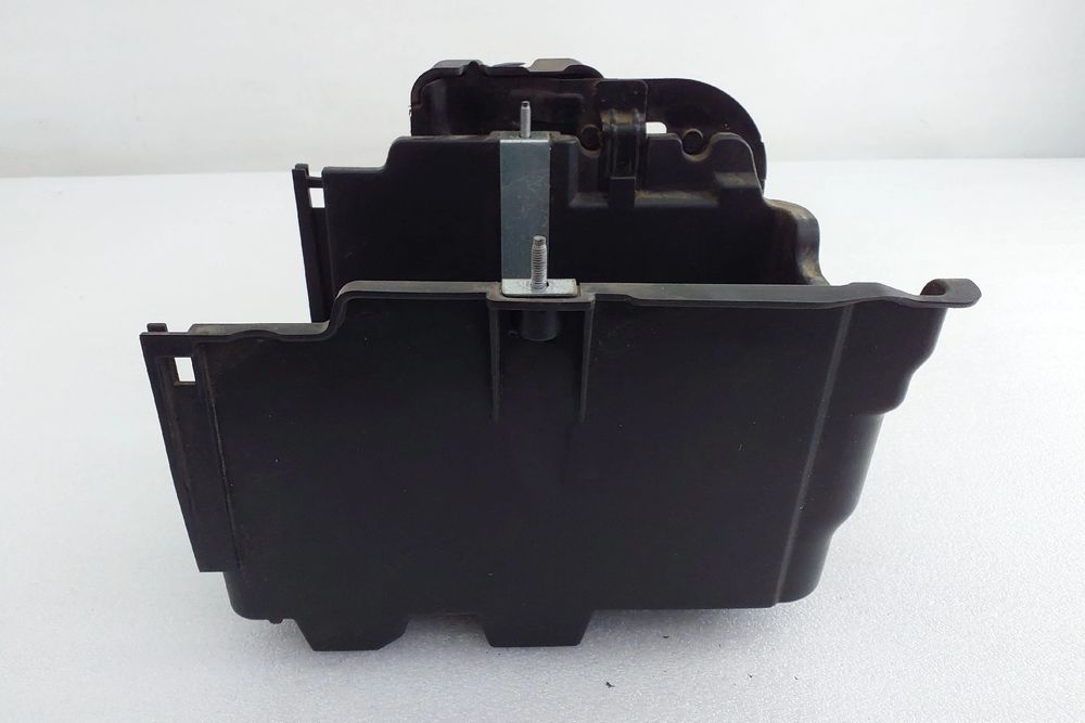 Base / caixa da bateria FORD B-Max (JK)